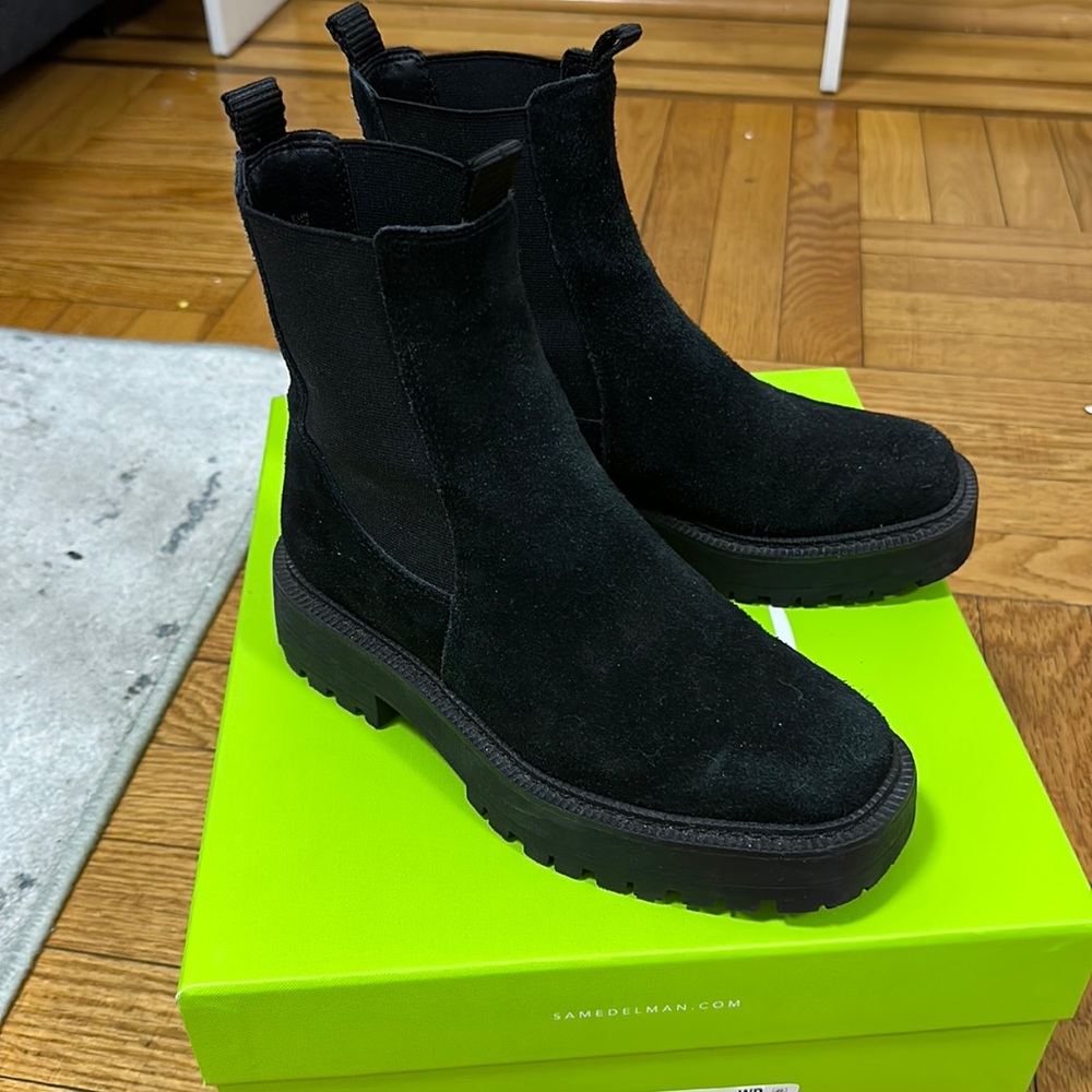 Sam Edelman waterproof Chelsea suede boots size 5.5